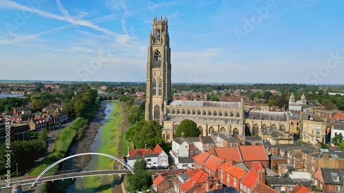 Boston, Lincolnshire: A UK market town with rich history, where the Pilgrim Fathers originated. Notable for St. Botolph's Church, 'The Stump,' historic structures, and riverside scenery.