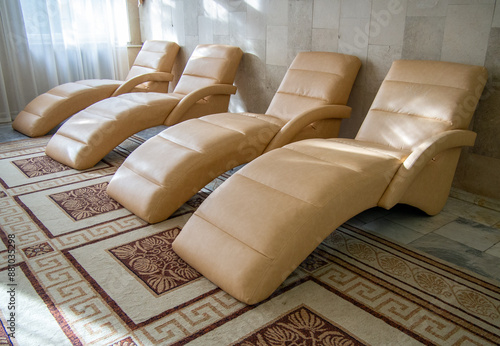 Relaxation corner equipped with several lounge chairs