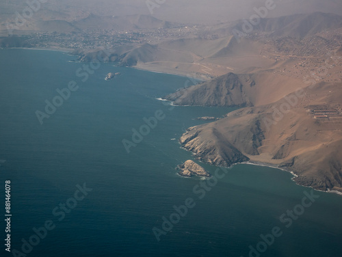 Obraz na płótnie Aerial View of the Sea Shore in Lima, Peru w salonie