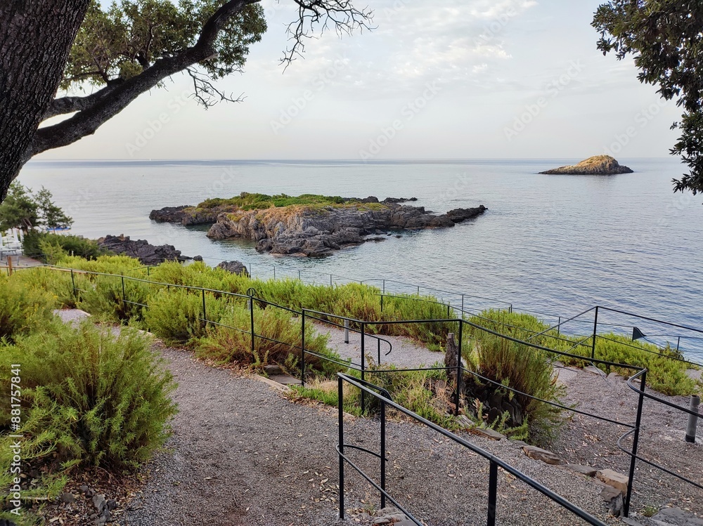Maratea - Punta della Matrella e Isola Sant'Ianni dal Solarium Le Terrazze all'alba