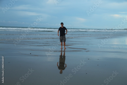 silhueta de homem em barra do mundaú, ceará  photo