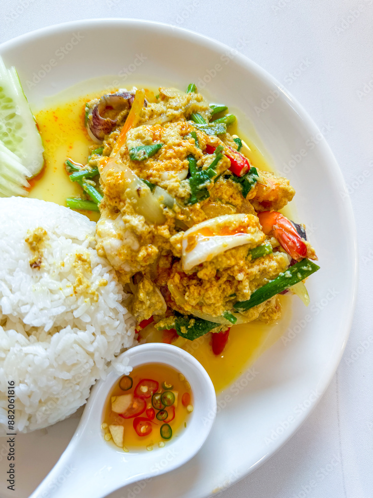 Stir-fried squid with yellow curry powder with rice Stir-fried squid with yellow curry powder with rice