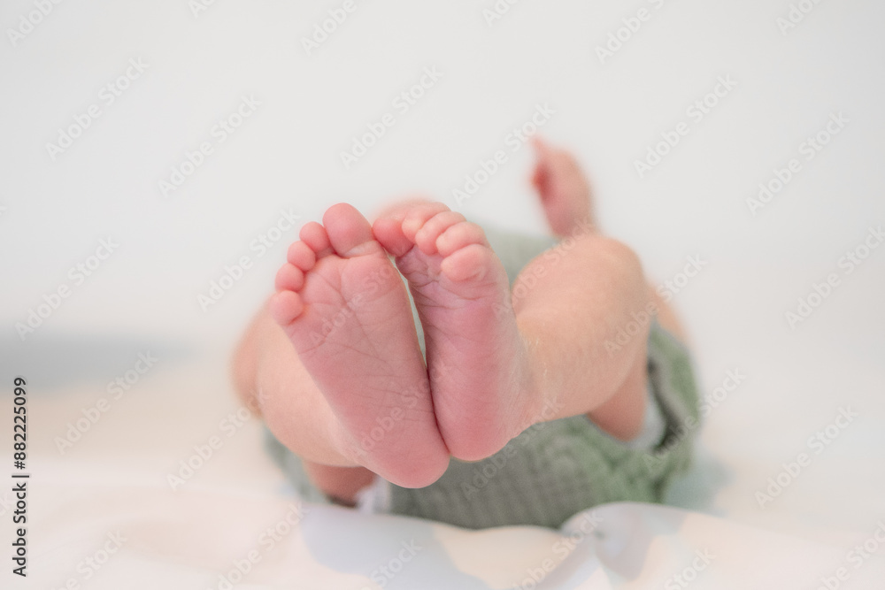 Les pieds d'un nouveau-né Les pieds d'un nouveau-né