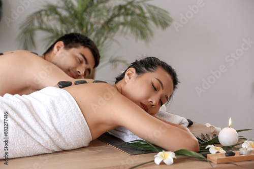 Young couple relaxing in sp...