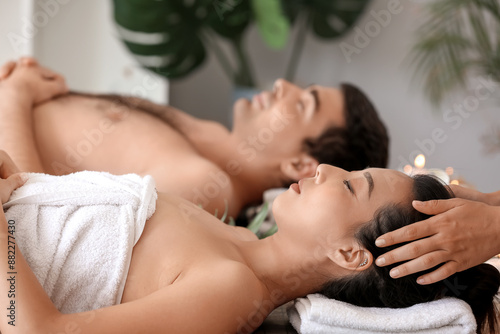 Young couple relaxing in sp...