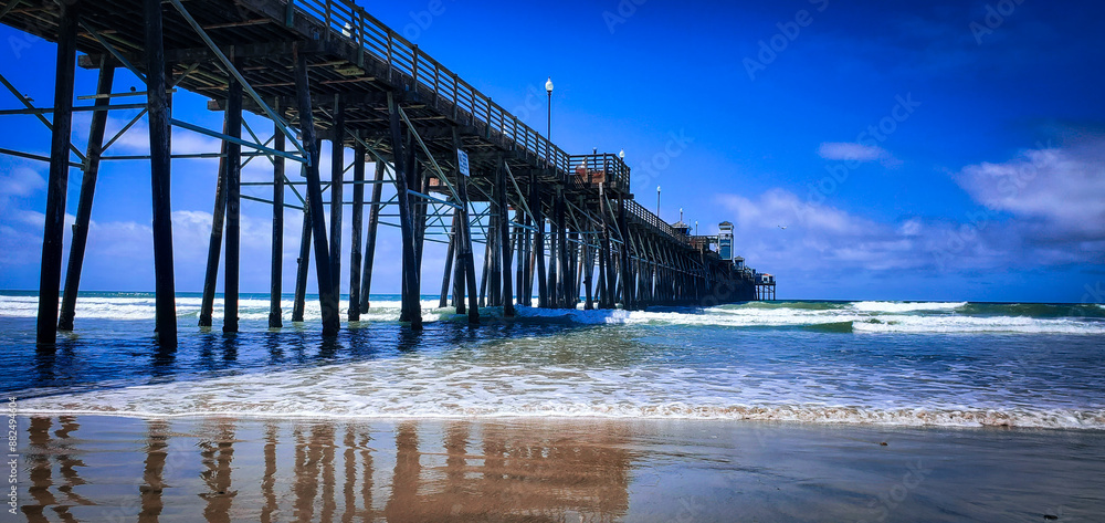 Naklejka premium Pier