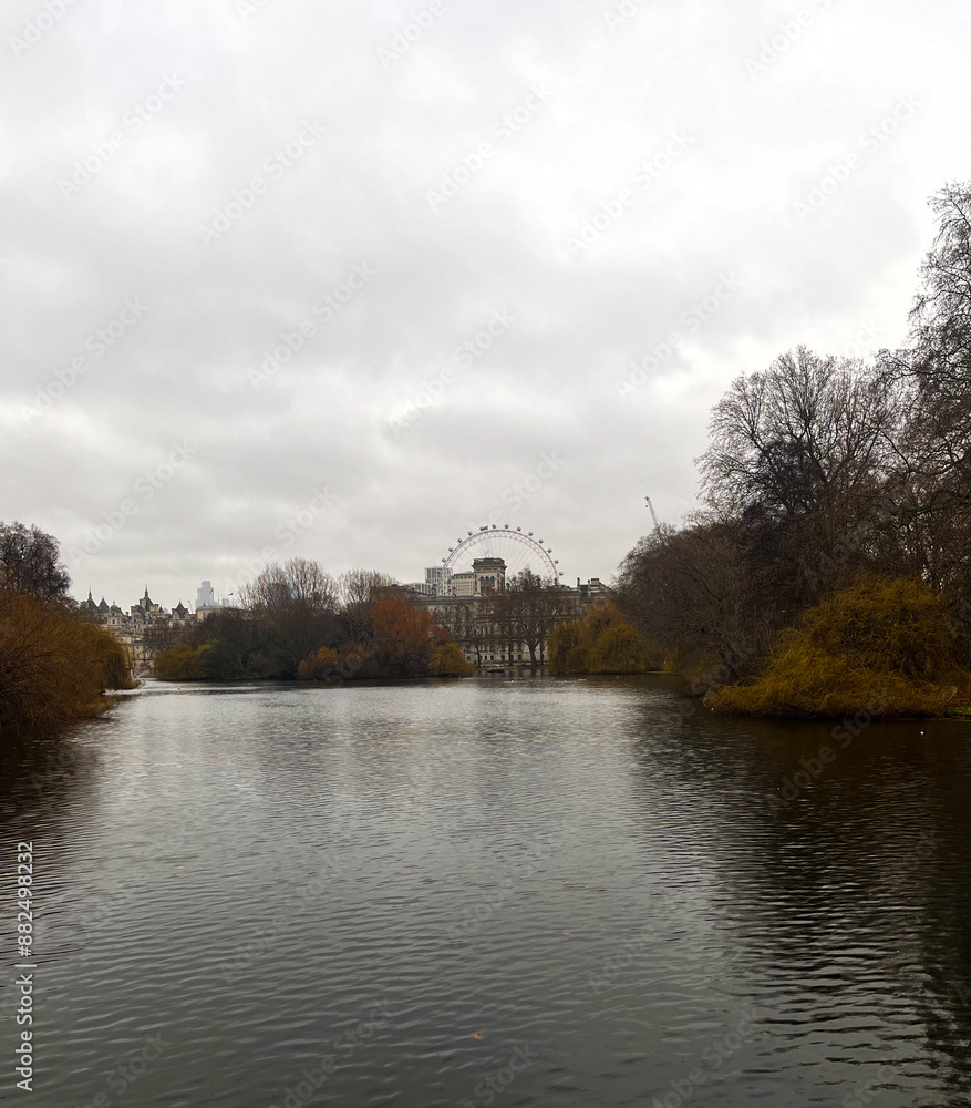 Fototapeta premium London winter by the riverside and park