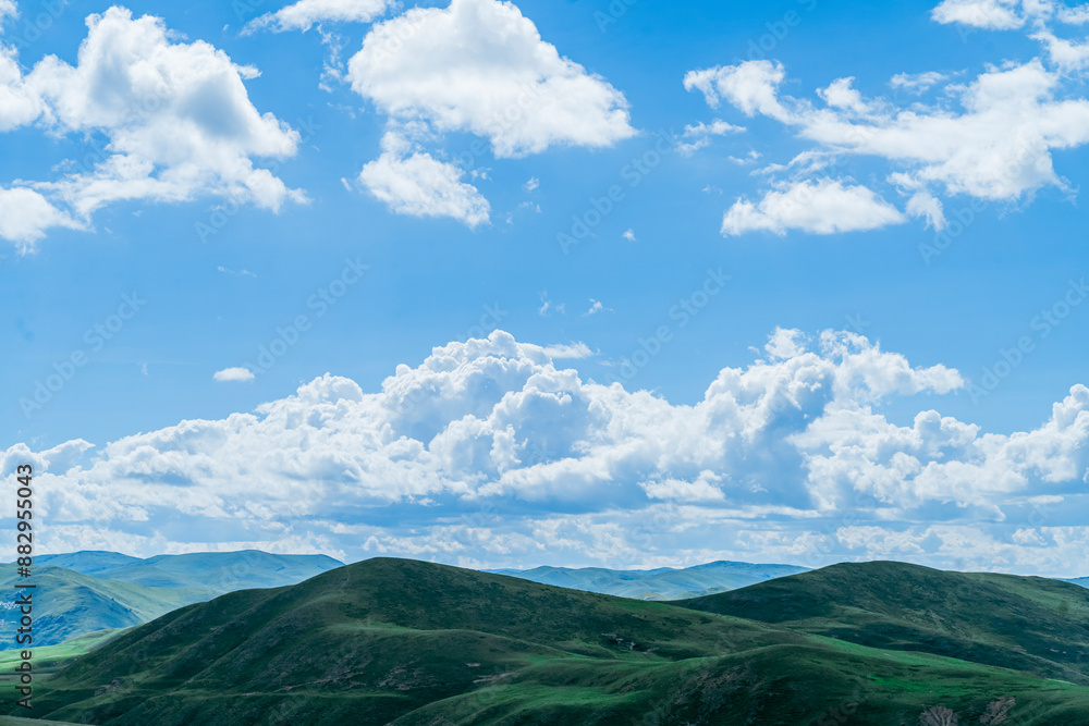 Fototapeta premium mountains and clouds