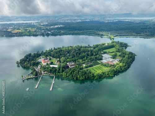 Luftbild von der Insel Mainau photo