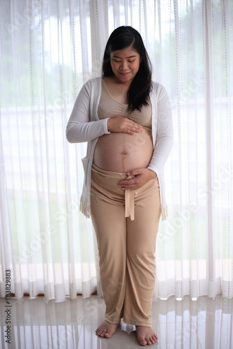 worried pregnant woman concerned and anxious woman in pregnancy overthinking worrying about pregnancy problem Pregnancy depression Mental health concept Baby and new life concept Mother-to-be. Free Download worried pregnant woman concerned and anxious woman in pregnancy overthinking worrying about pregnancy problem Pregnancy depression Mental health concept Baby and new life concept Mother-to-be. - GFXLoad