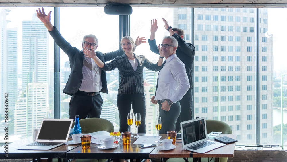 Φωτογραφία Executive businessmen and businesswomen teamwork cheerful together and success for start up new business