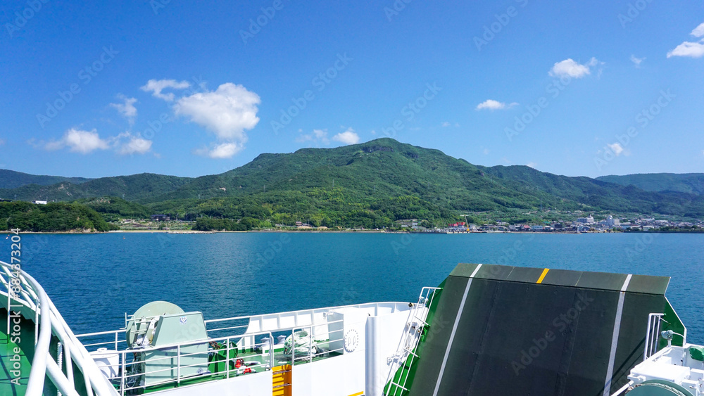 Fototapeta premium 小豆島行きフェリーの風景