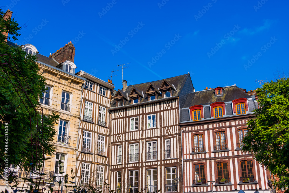 Fototapeta premium Maisons à colombages dans les rues de Rouen