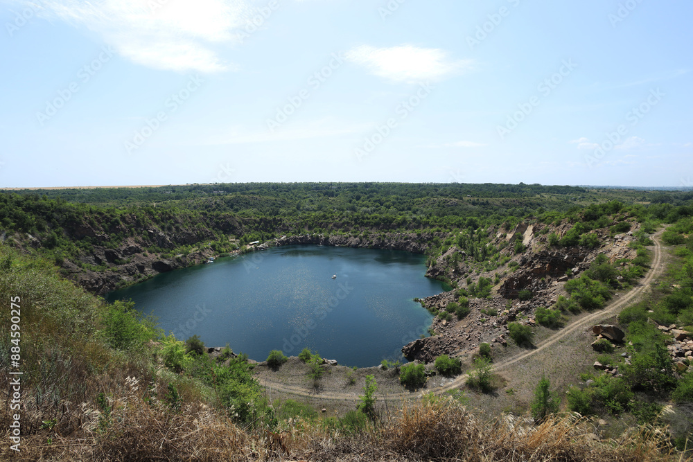 Obraz premium Beautiful lake in the mountains from the height