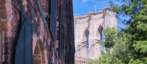 Obraz na płótnie The Brooklyn Bridge from Dumbo, Brooklyn, New York w salonie