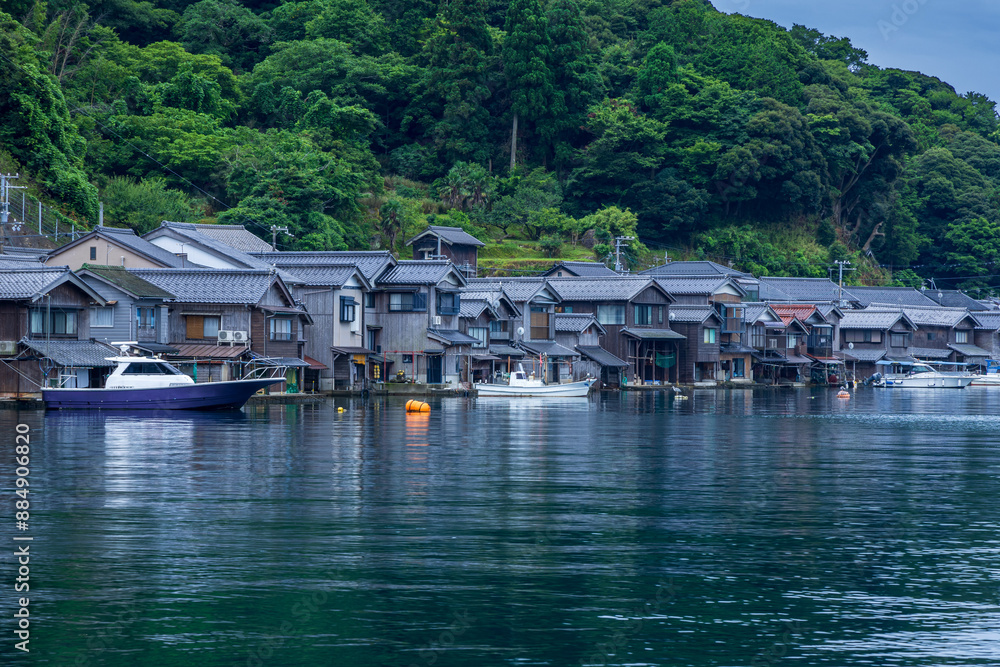 伊根の舟屋（若狭湾伊根浦・京都府伊根町）