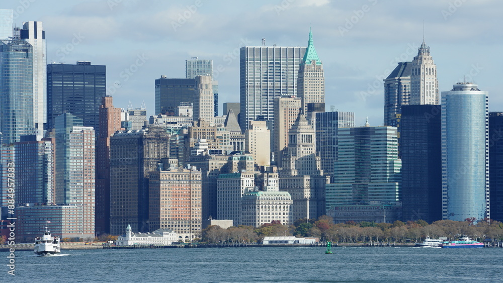 Fototapeta premium The New York manhattan view from the ferry boat in the sunny day