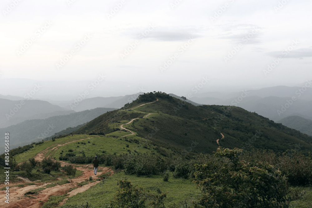 Fototapeta premium view of the mountains