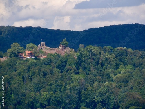 Eine Wanderung zum Aussichtsturm Rüdigsdorfer Schweiz bei Rüdigsdorf mit Blicken zum Mühlberg und dem kohnstein in niedersachswerfen und der Ruine Hohnstein photo