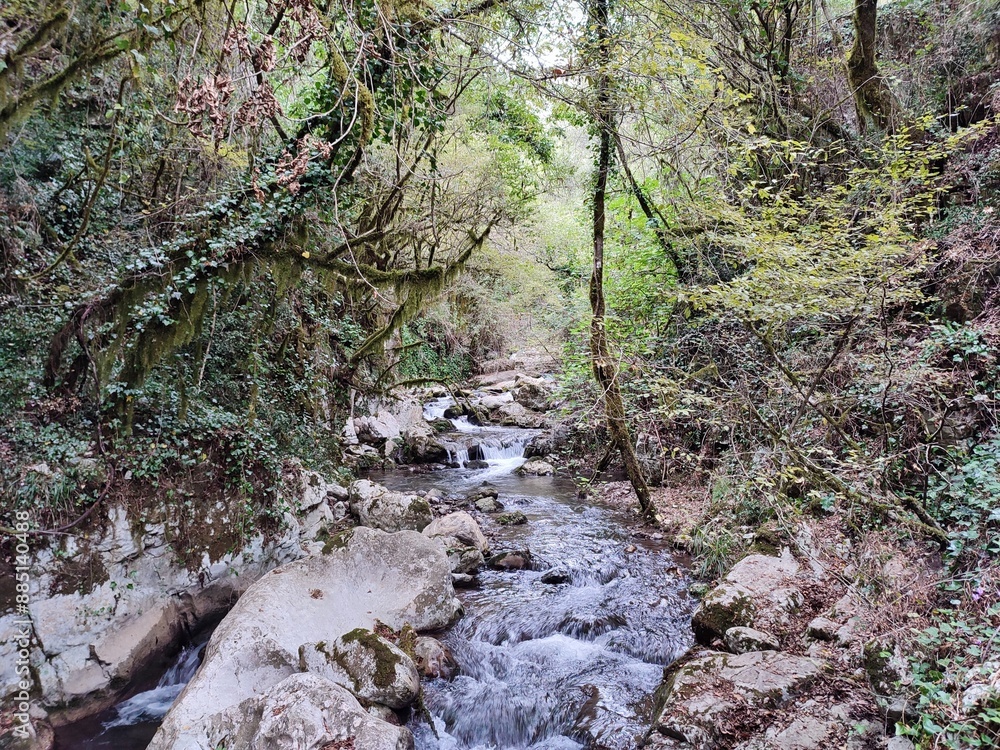 Morigerati - Fiume Bussento nell'Oasi WWF Grotte del Bussento
