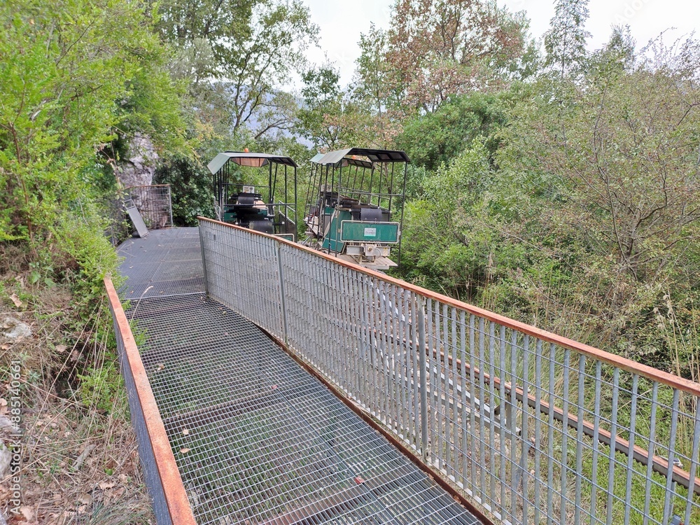 Morigerati - Monorotaia in disuso nell'Oasi Wwf Grotte del Bussento