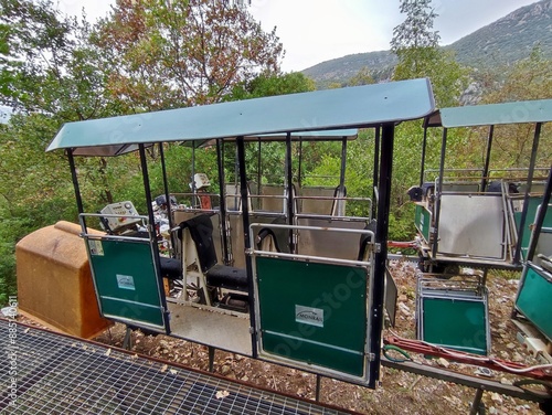 Obraz na płótnie Morigerati - Monorotaia in disuso nell'Oasi Wwf Gole del Bussento w salonie