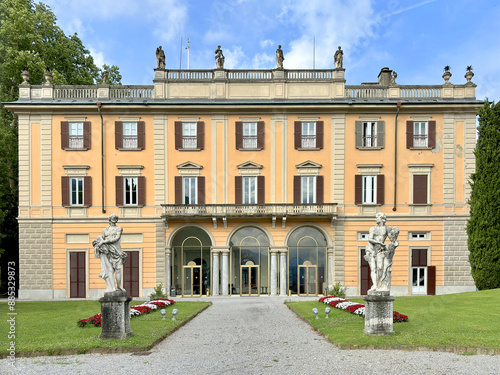 Cuadro en lienzo villa gallia di como, italia