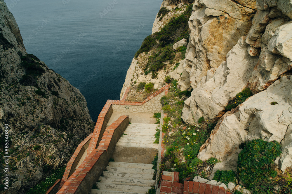 Φωτογραφία Stairs towards the cave of Grotta di Nettuno, Sardinia, Italy