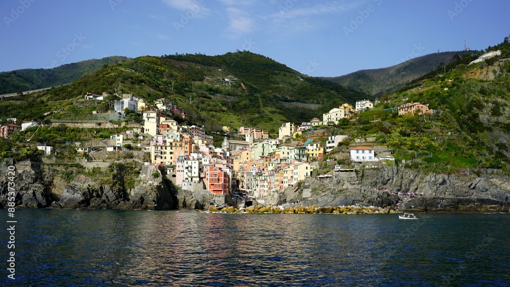 Fototapeta premium view from the boat, Riomaggiore, cinque terre, italy