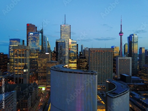 Bild auf Leinwand Toronto Skyline with CN Tower and City Hall
