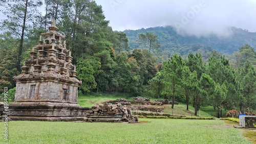 candi gedongsongo central java photo