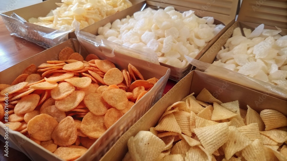Verpackungschips aus Stärke und PS Verpackungschips aus Stärke und PS