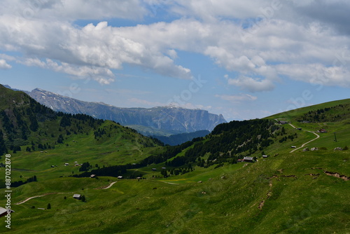 Obraz na płótnie Schöne Landschaft auf Seceda in Südtirol w salonie