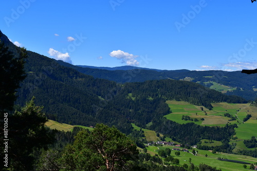 Schöne Landschaft bei Völs am Schlern 
In Südtirol  photo