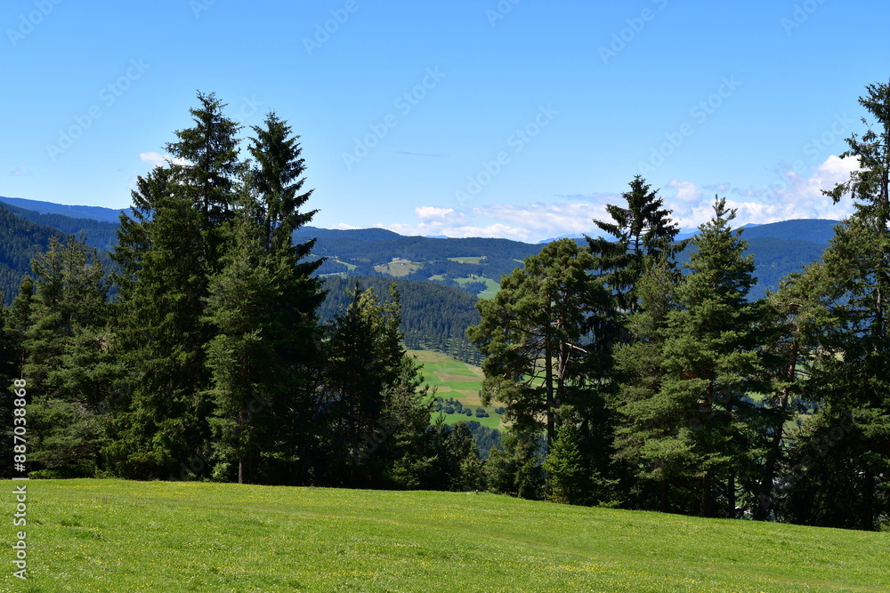 Schöne Landschaft bei Völs am Schlern in Südtirol