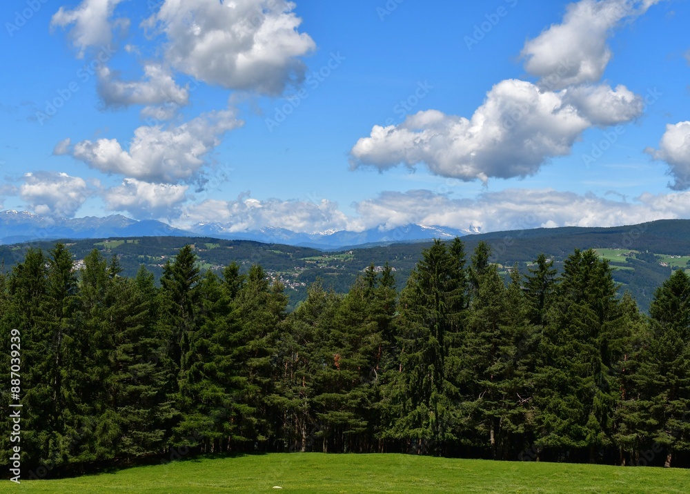 Schöne Landschaft bei Völs am Schlern in Südtirol