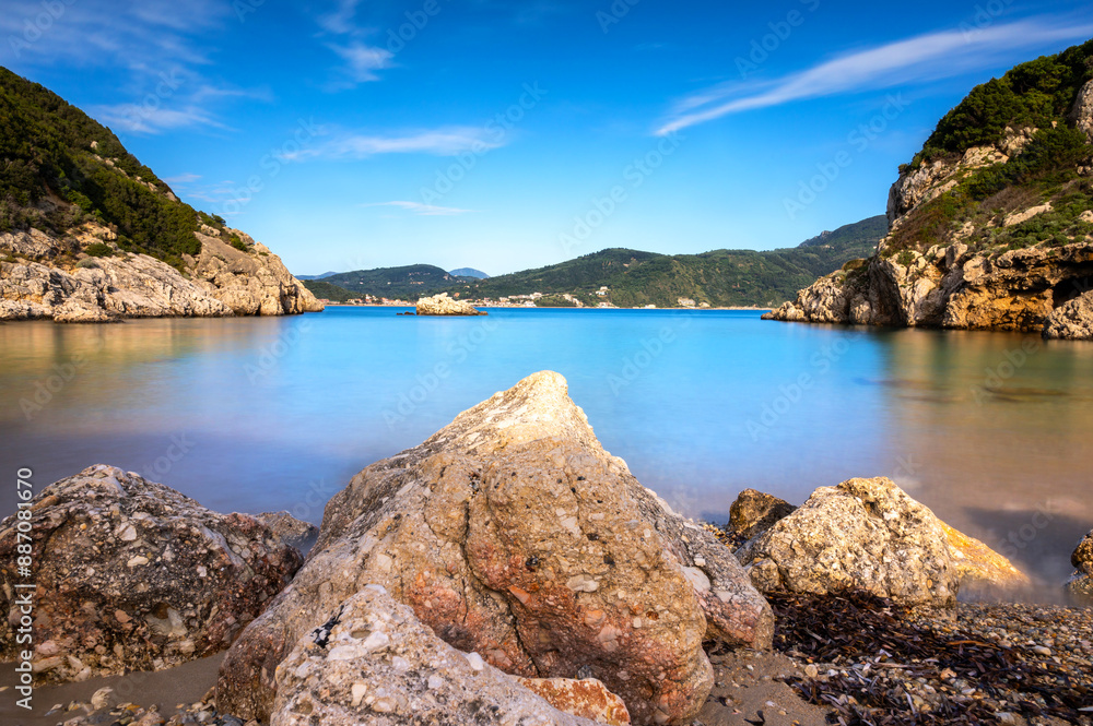 Φωτογραφία Blick vom Strand Porto Timoni auf die gegenüber liegenden Berge auf Korfu