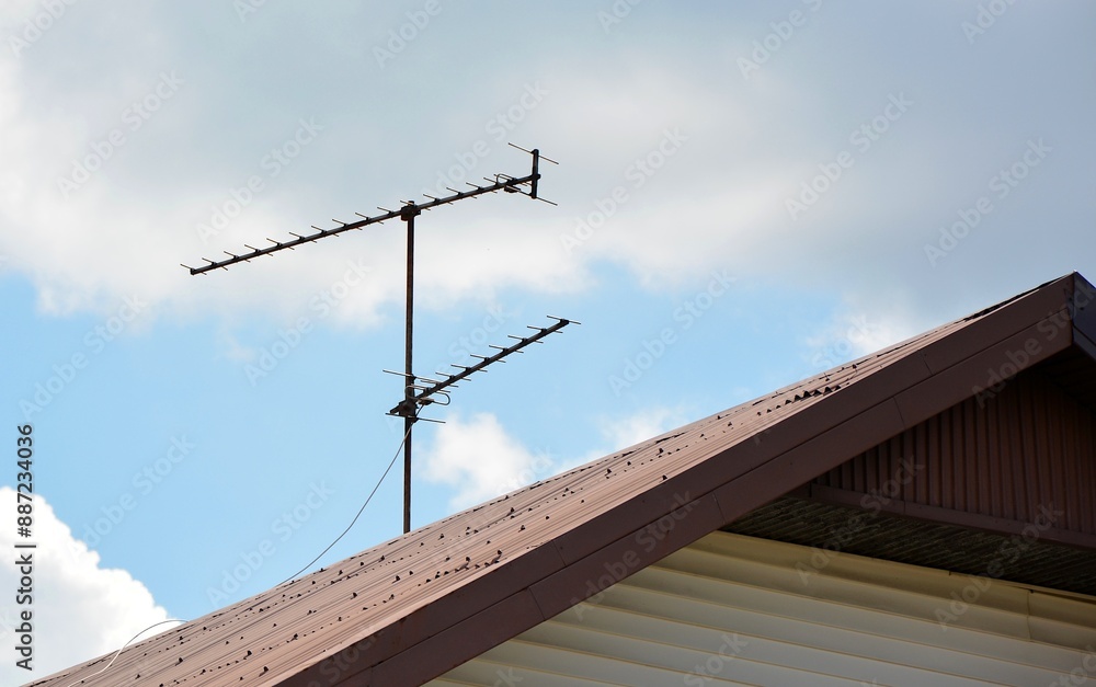 The analog antennas on the roof of the house currently receive DVB-T2 TV The analog antennas on the roof of the house currently receive DVB-T2 TV