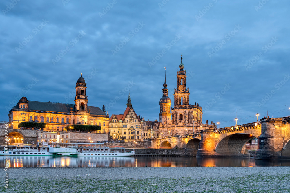 Fototapeta premium Dresden Cathedral, Germany 