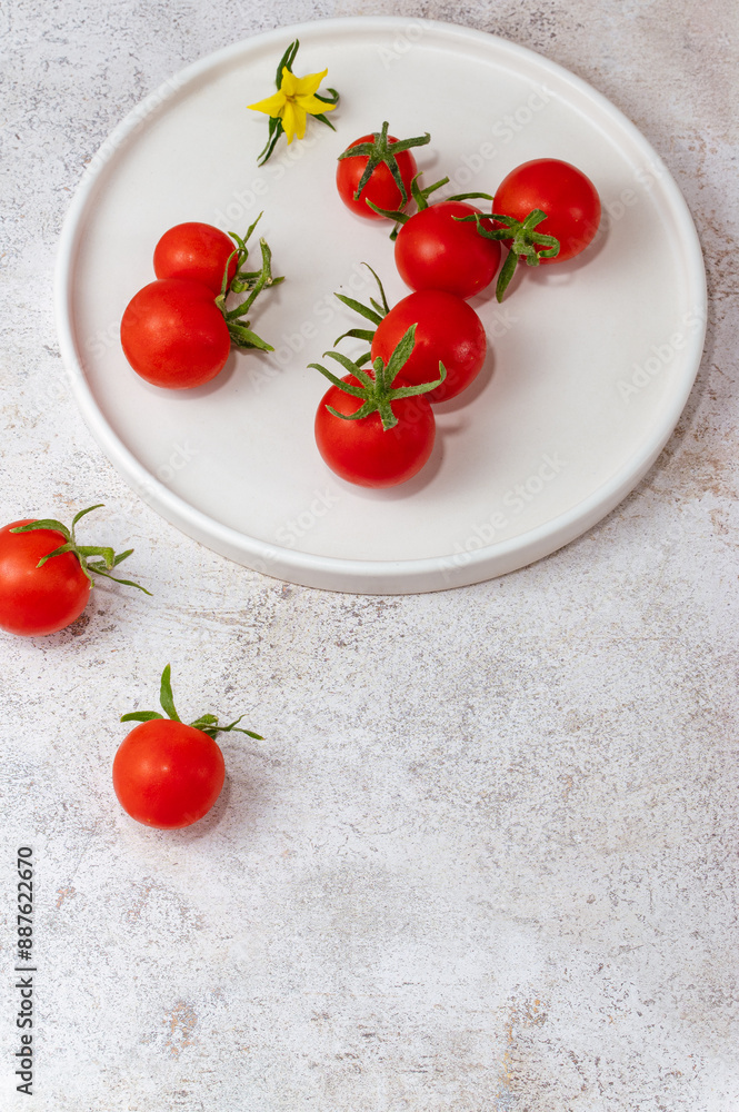 red tomatoes on a plate. fresh tomatoes red tomatoes on a plate. fresh tomatoes
