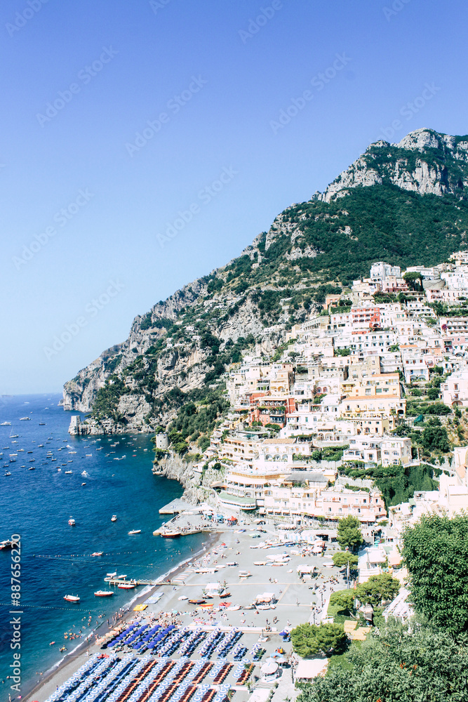 Naklejka premium Beautiful Landscape with Positano town at famous amalfi coast, Italy