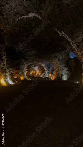 Obraz na plátně view from a salt cave
