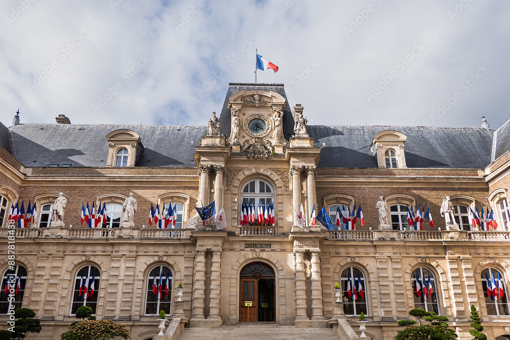 Beautiful architecture of Town Hall (l'Hotel de ville, 1880) in the French city of Amiens. AMIENS, FRANCE.