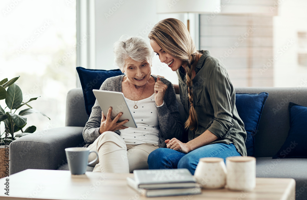 Obraz premium Tablet, happy and woman with senior mother in home for help with online blog, internet or connectivity. Bonding, relax and elderly female person learning digital technology with daughter at house.