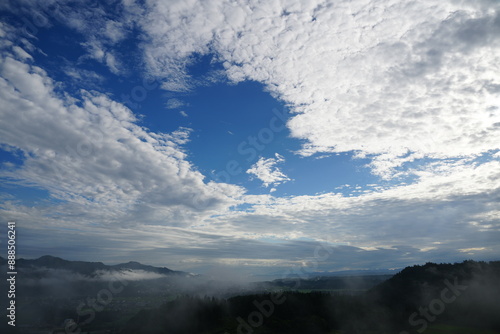 津南町長坂より信濃川を望む004