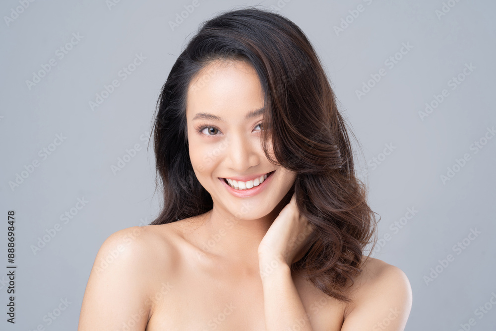 Beautiful asian woman with a beautiful face ... Beautiful asian woman with a beautiful face ...