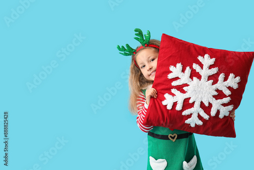 Cute little girl with beaut...