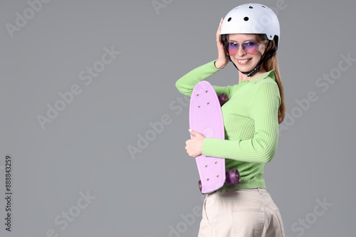Beautiful young woman in he...