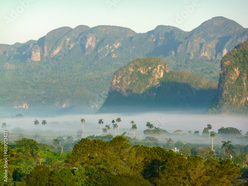 Cuba - Viñales - Majestic Mogote