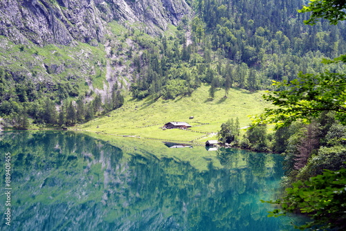 Fischunkelalm am Obersee in den Alpen, Alm, Wasser, Spiegelung, Spiegelbild,  Bergsee, See, Landschaft, Natur, Berchtesgadener Land, Bayern, Deutschland, Europa photo